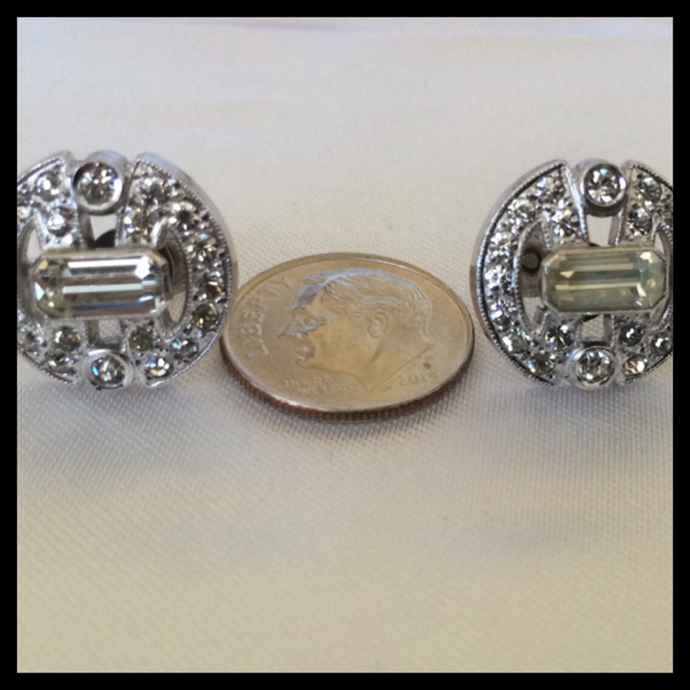 Vintage 925 Screw Back Earrings - Picture 3 of 3